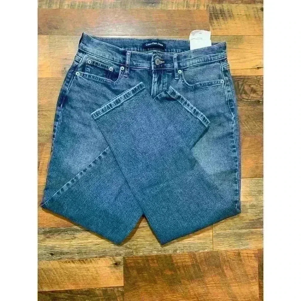 NWT $89 Calvin Klein Women's Mid‎ Rise Slim Boyfriend Petite Jeans, Blue Size 28